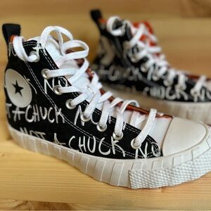 Converse Not A Chuck Size 7